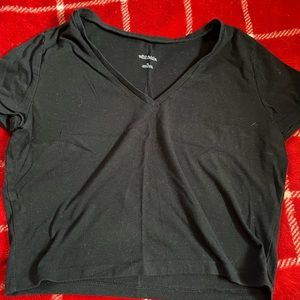 Cropped black v-neck